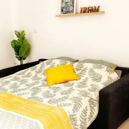 A 3 Minutes A Pied * Saint-Raphaël