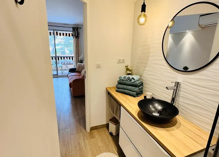 アパート A 3 Minutes A Pied Saint-Raphaël