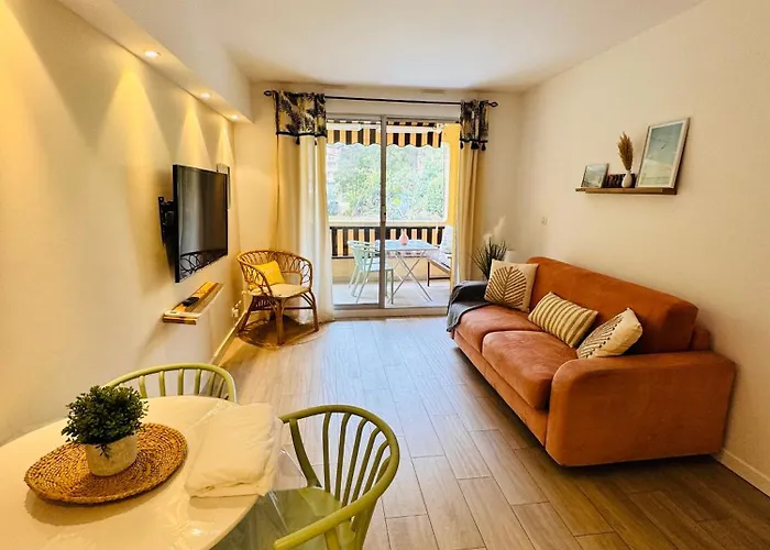 A 3 Minutes A Pied Saint-Raphaël