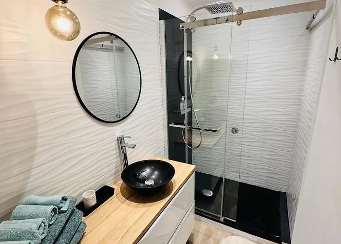 アパート A 3 Minutes A Pied Saint-Raphaël