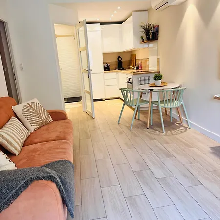 150m De La Plage, équipé *