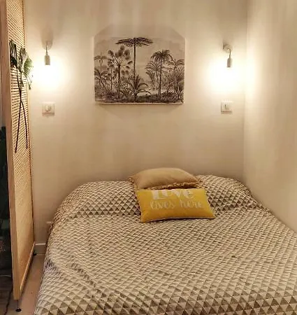 A 3 Minutes A Pied Apartment *